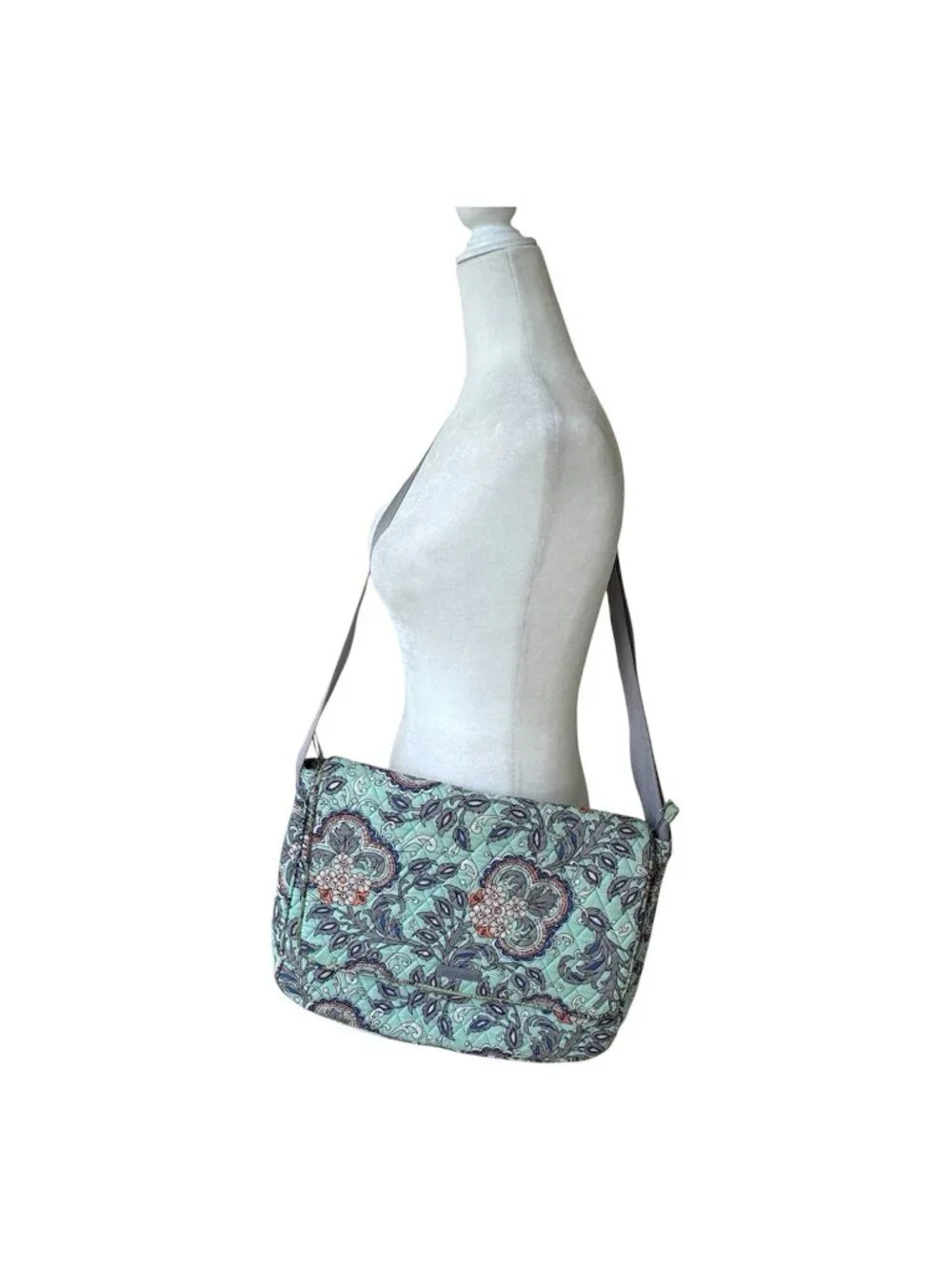Vera Bradley Fan Flowers Messenger Laptop Bag Zip Pockets Adjustable Strap Mint